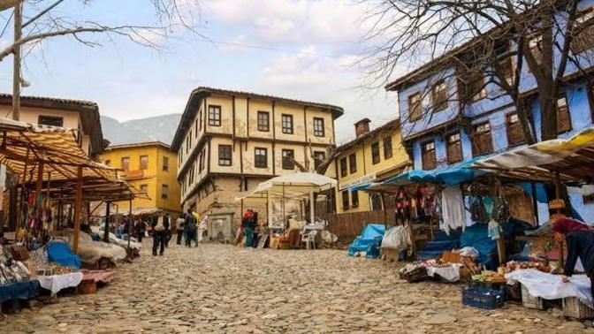 1 Türkü 1 Hikâye "Zeytinyağlı Yiyemem Aman"