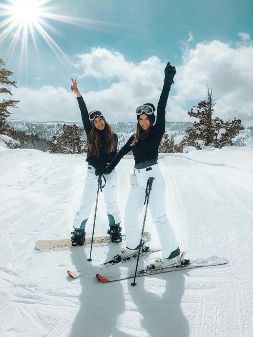 ❄️🛷👭