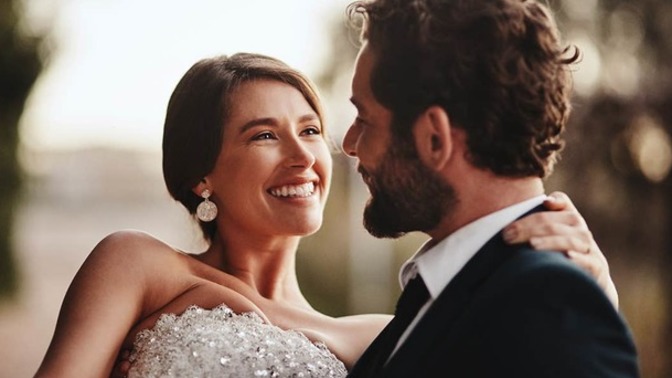 Bir Erkekle Evlenmeyi Düşünmeden Önce, Onun Parayla İlişkisine Bakın!