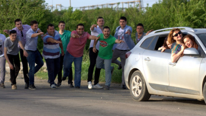 Avrupa'yı Kıskandıran KızlarSoruyor Erkekleri!