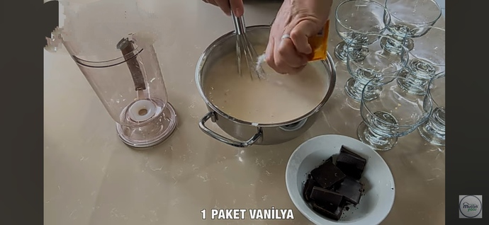 Lezzetli ve Kolay çikolatalı Karamelli Puding Tarifi