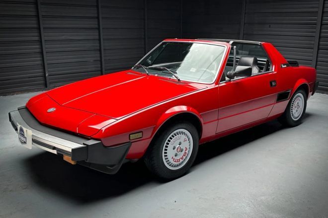 İsmiyle de Tasarımıyla da Orijinal Bir Araba: Fiat X1/9