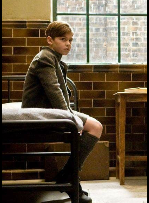 Voldemort’un Çocukluk hali ( Tom Riddle)