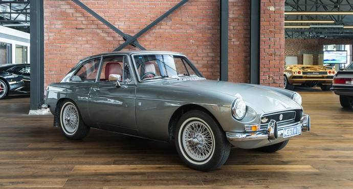 1962 model MGB GT otomabili