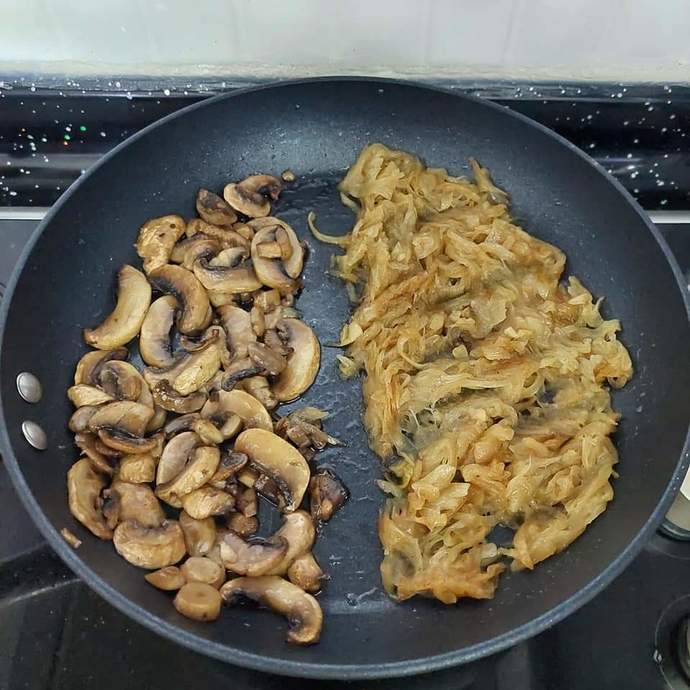 Hadi Mantarlı Burger Yapalım! Evde Burger Nasıl Yapılır?