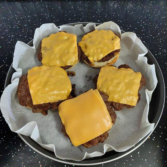 Hadi Mantarlı Burger Yapalım! Evde Burger Nasıl Yapılır?