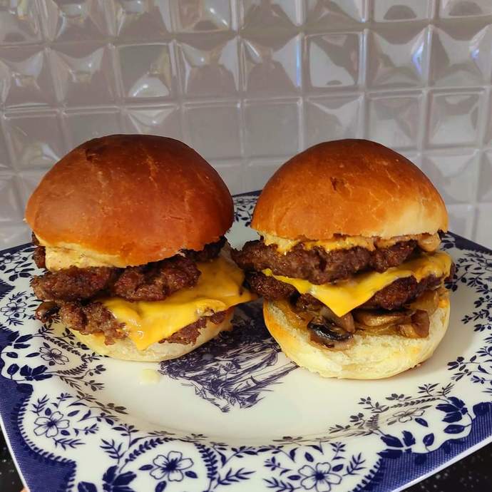 Hadi Mantarlı Burger Yapalım! Evde Burger Nasıl Yapılır?