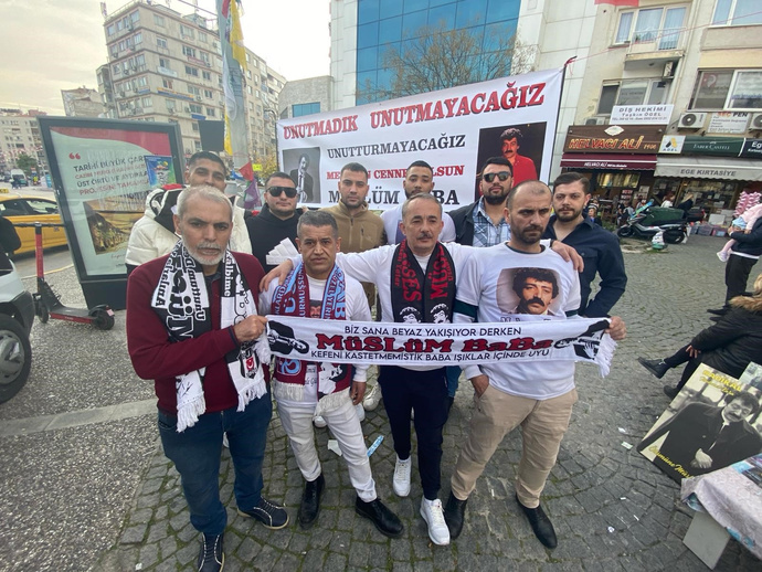 Müslüm Gürsesi Anıyoruz: Arabeskin Babası On bir Yıl Önce Bugün Aramızdan Ayrıldı 🕊