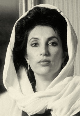 Modern Tarihte Bir İslam Devletinin İlk Kadın Başbakanı: Benazir Butto