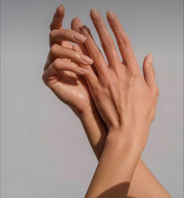 Daha Genç ve Güzel Görünen Ellere Sahip Olmak İçin Tavsiyelerim 💅