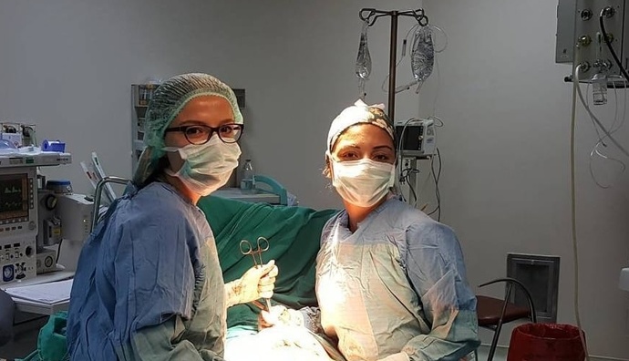 Tıp Bayramı Kutlu Olsun! Kadın Hastalıkları ve Doğum Uzmanı Doktor Hümeyra Demirkıran Bize Kariyer Yolculuğunu Anlatıyor! 👩🏻‍⚕️