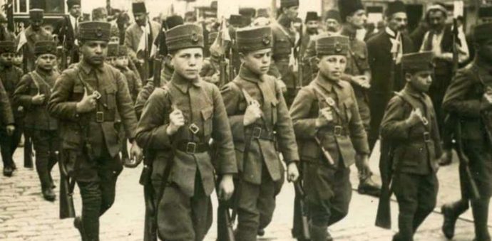 Çanakkale Zaferi: Hey Onbeşlinin Hikayesi
