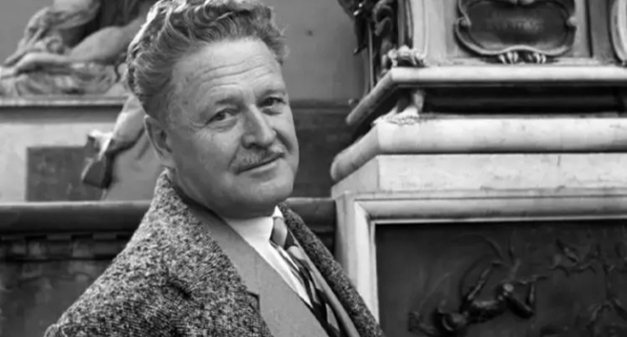 Türk Edebiyatının Önemli Şairlerinden: Nazım Hikmet Ran Kimdir?