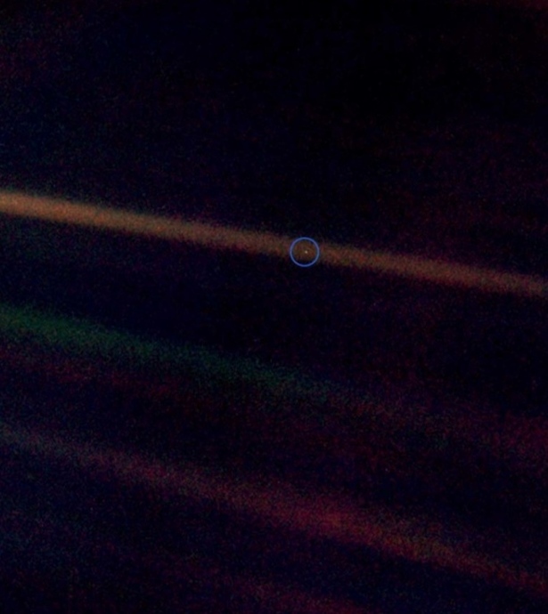 Carl Sagan - Soluk Mavi Nokta