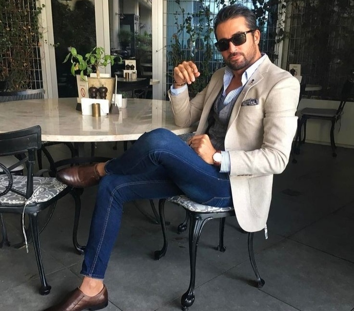 Sanırım bu kombin hem rahat hem de akılda kalıcı olur...