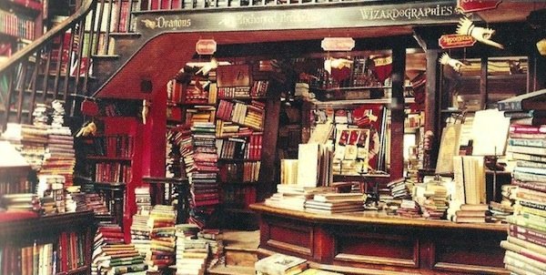 Geçmiş ile Geleceğin Mimarı Olan Kütüphaneler!