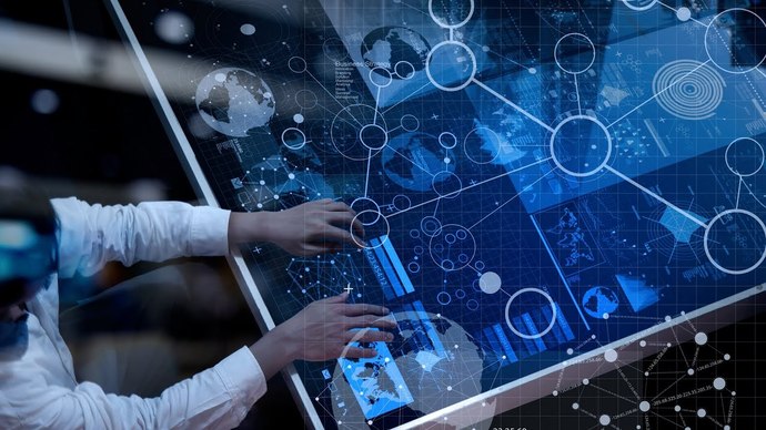 İnternet ve Teknolojinin Yararları ile Zararları