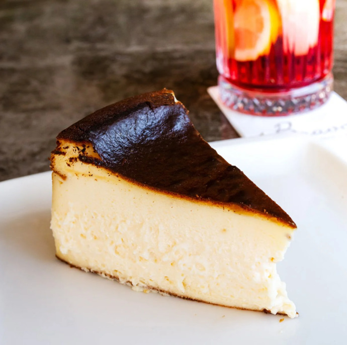 Hızlı ve Pratik Lezzet: Fit San Sebastian Cheesecake