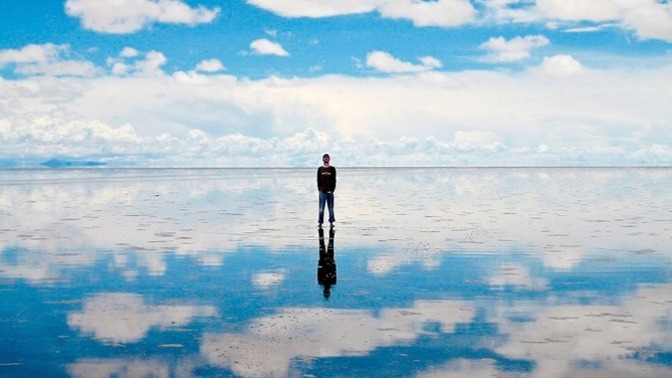 Dünya'nın Doğal Harikası: Salar de Uyuni