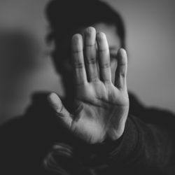 Çocukluk Travmaların Hayatımızı Nasıl Etkilediğini Anlatıyorum!