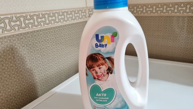 Hassas Ciltli Bebekler İçin İdeal Çözüm: Uni Baby Aktif Sıvı Çamaşır Deterjan!