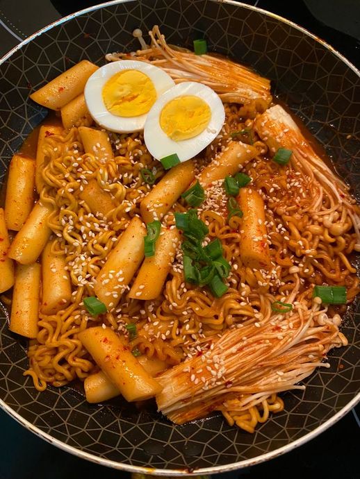 Korenin Fenomenlerinden: Tteokbokki!