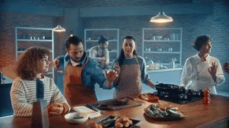 Sen de İçindeki Şefi Ortaya Çıkarmaya Hazır mısın? Mutlu Sofraların Başrolü Artık Sensin!