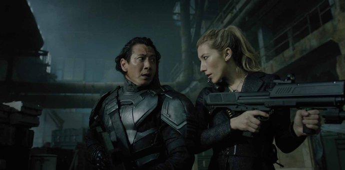 Bir Cinayeti Çözmek İçin Dirilen Bedenin Özgürlük Mücadelesi: Altered Carbon Dizisini İzliyoruz!