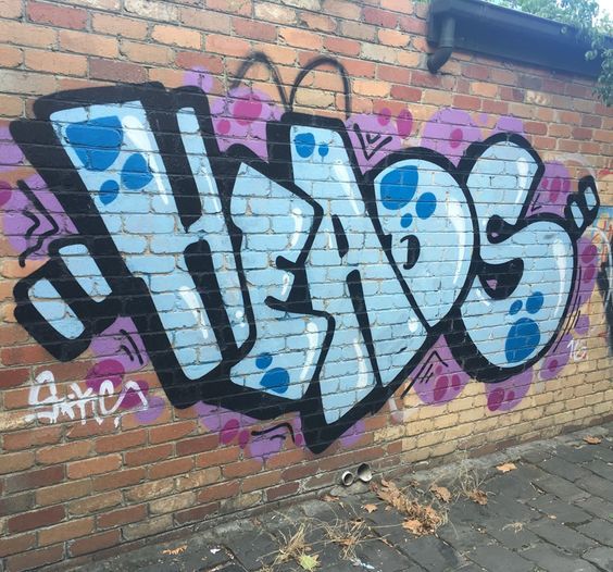 Grafiti ve Sokak Sanatı: Şehirlerin Renkli Yüzü