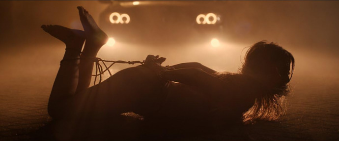 Kahramanlarımız Artık Katil: Winnie-the-Pooh Kan Ve Bal Filmini İzliyoruz!