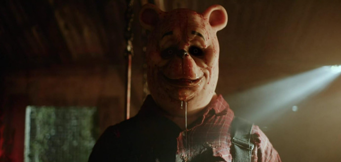 Kahramanlarımız Artık Katil: Winnie-the-Pooh Kan Ve Bal Filmini İzliyoruz!