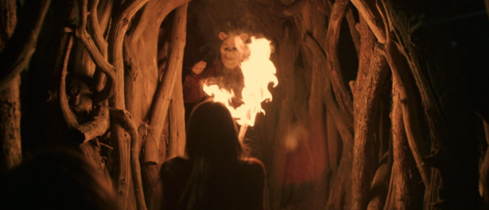 Kahramanlarımız Artık Katil: Winnie-the-Pooh Kan Ve Bal Filmini İzliyoruz!