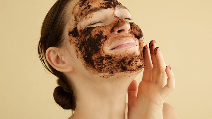Kahve ile yüz peeling