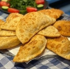 Çi Börek ya da çiğ börek