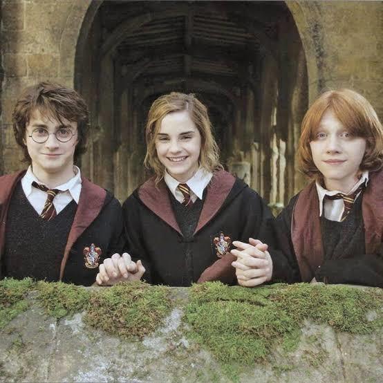 Harry Potter Dünyasında Hâlâ Çözülememiş Gizemler Nelerdir?