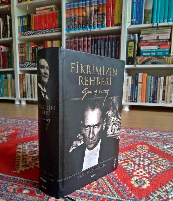 Tavsiye Ettiğim Beş Mustafa Kemal Atatürk Biyografisi
