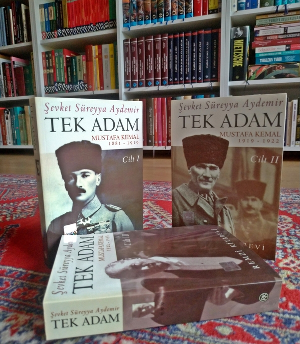Tavsiye Ettiğim Beş Mustafa Kemal Atatürk Biyografisi