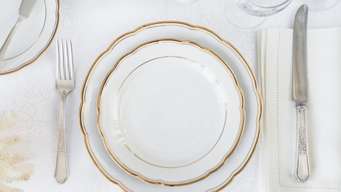 Porselen, Stoneware, Cam: Hangi Yemek Takımı Sizin İçin Daha Uygun?
