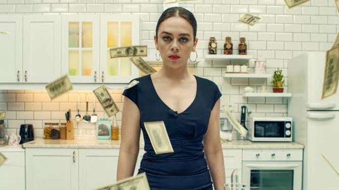 Kara Mizah Bir Film :"Sofra Sırları" Filminin Ana Teması Nedir Ve Bu Tema Nasıl İşlenmiştir?