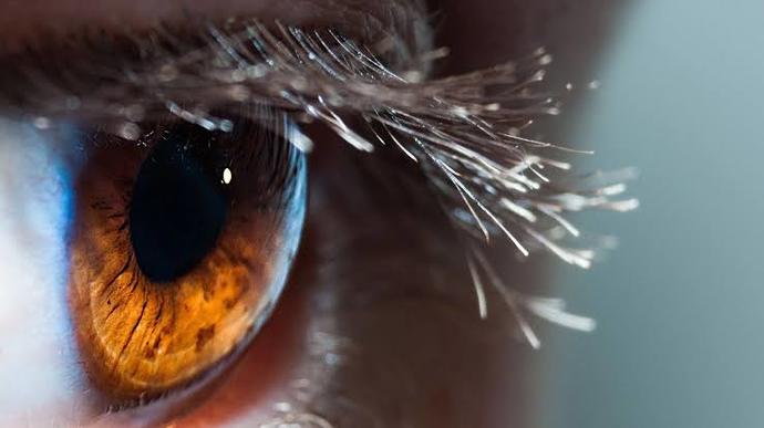 Göz Renginin Belirlenmesinde Melanin ve Genetik Faktörlerin Rolü Nedir?