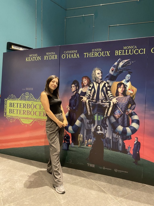 Korku Mevsimi Erken Geliyoooor! 🤡 👻 Tim Burton Yapımı Efsane Film Beterböcek 2’nin Galasına Katıldım! 🎬