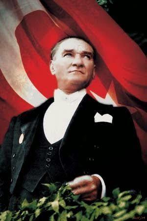 Atatürk Sevgisi: Neden Mustafa Kemal Atatürk, Türk Milleti İçin Özel Bir Anlama Sahiptir?