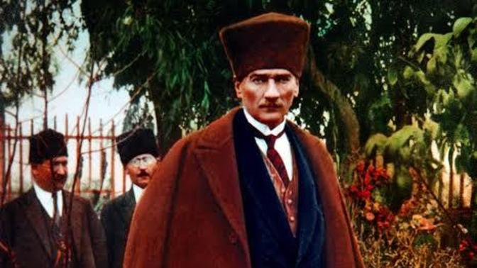 Atatürk Sevgisi: Neden Mustafa Kemal Atatürk, Türk Milleti İçin Özel Bir Anlama Sahiptir?