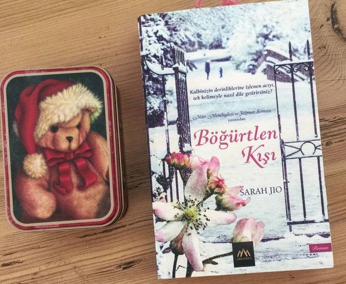 Bir Kahve Bir Kitap: En Sevdiklerimden 5 Kitap Önerim