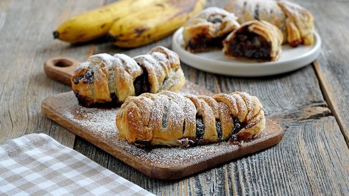 Nutellalı Milföy Tatlısı