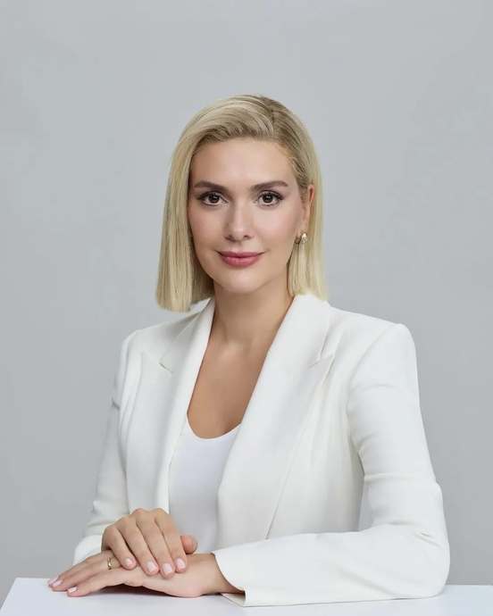 Yıldızı Bir Anda Sönmüş 5 Ünlü Türk Kadın Oyuncu!
