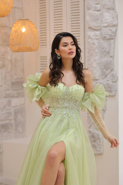 Fıstık yeşili misin nesin be güzelim? 😃