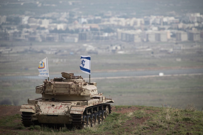 İsrail tankı Golan Tepelerinde