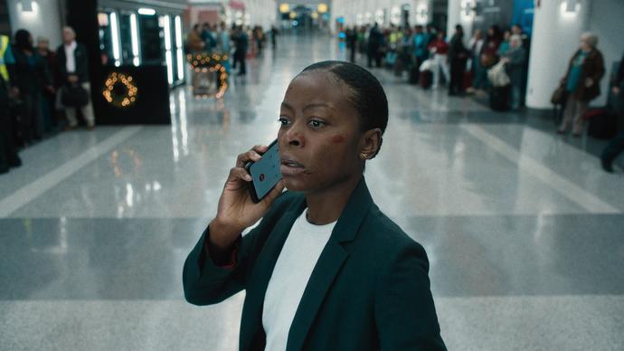 Netflix’in Uçak Gerilim Filmi: Carry-On!