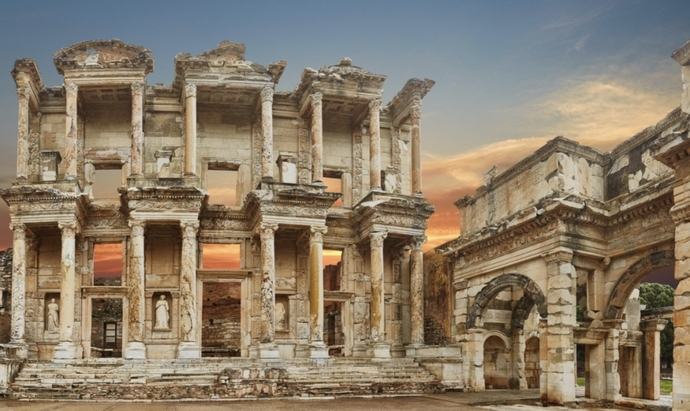Efes antik kentinden bir görüntü